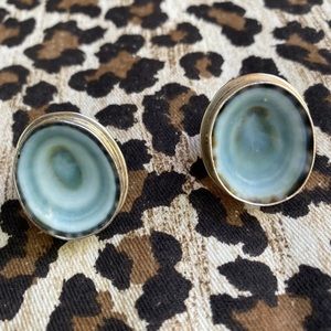 Echo Of The Dreamer Shell & Sterling Silver Clip Earrings EUC from SAKS!!